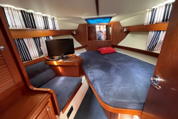 Nimbus 320 Coupe additional image 1