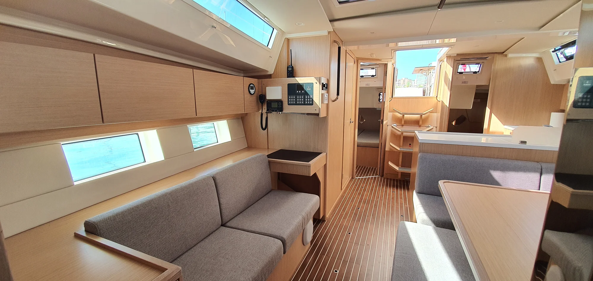 2020 Bavaria C45 Style 4 Cabin image 2