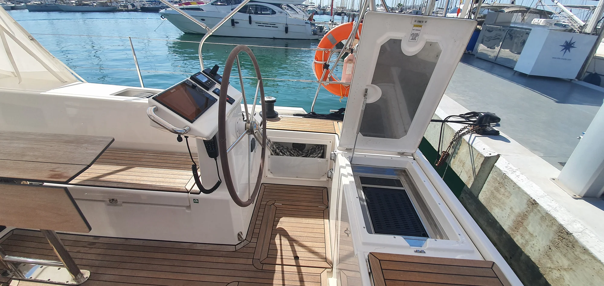 2020 Bavaria C45 Style 4 Cabin image 15