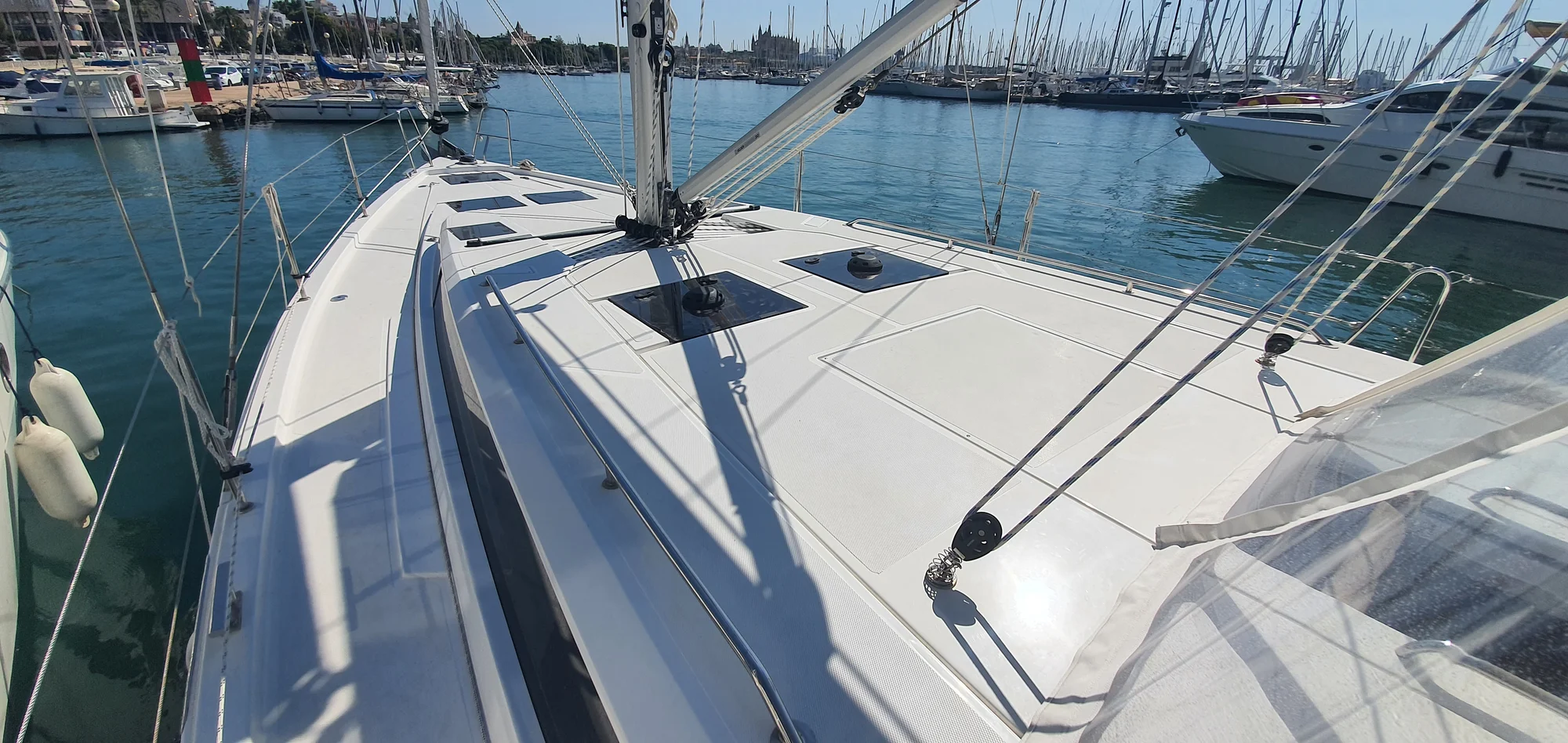 2020 Bavaria C45 Style 4 Cabin image 11