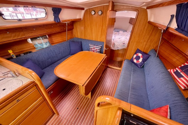 Bavaria 33 Cruiser additional image 2