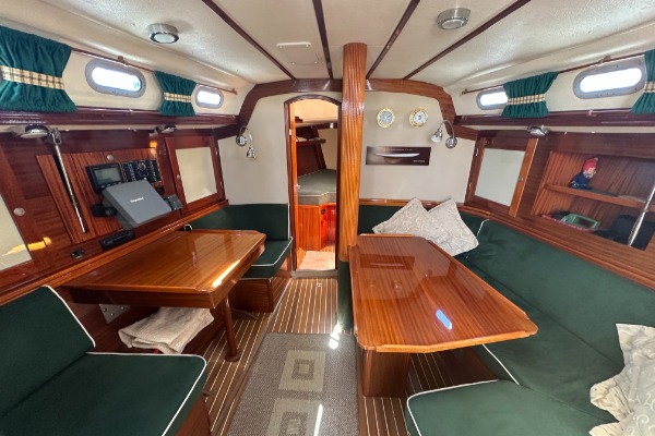 Hanse 371 additional image 2