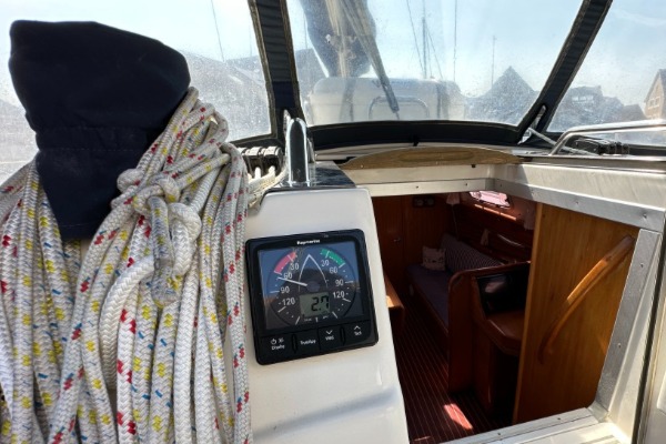 Bavaria 33 Cruiser additional image 3