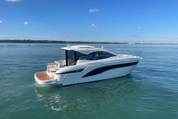 Bavaria SR41 Coupe additional image 1