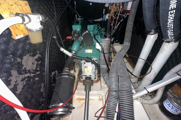 Beneteau Oceanis 36 CC additional image 1