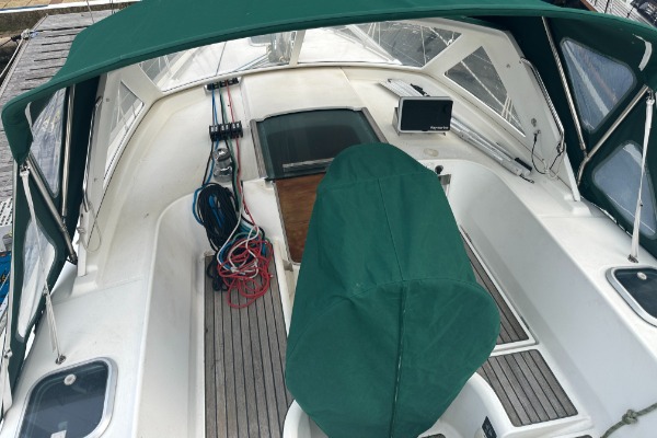 Beneteau Oceanis 36 CC additional image 4