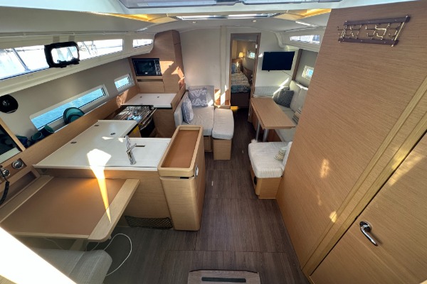 Jeanneau Sun Odyssey 410 additional image 5