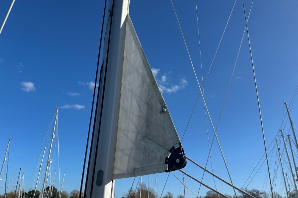 Jeanneau Sun Odyssey 410 additional image 2