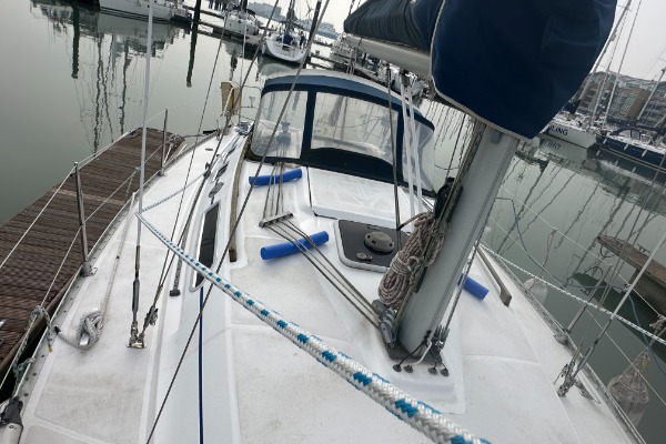 Dufour  32 Classic additional image 4