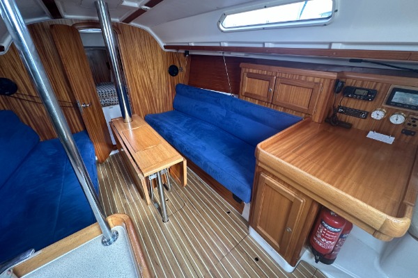 Dufour  32 Classic additional image 5