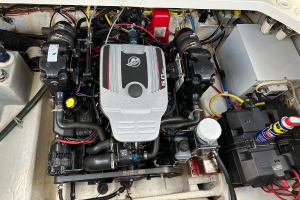 Bayliner  245 additional image 1