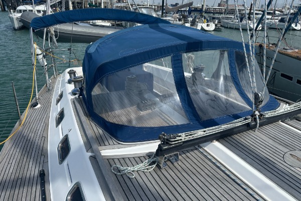 Dufour  50 Prestige additional image 2