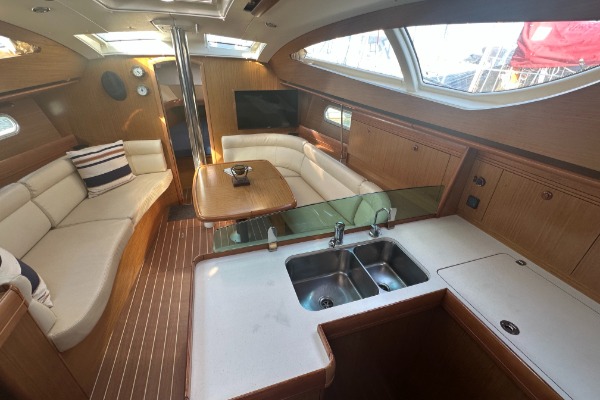 Jeanneau Sun Odyssey 39 DS additional image 3