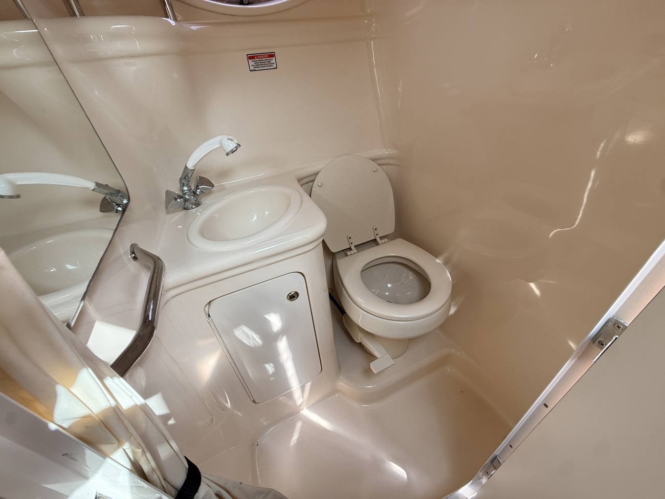 2002 Sea Ray 275 Sundancer image 17