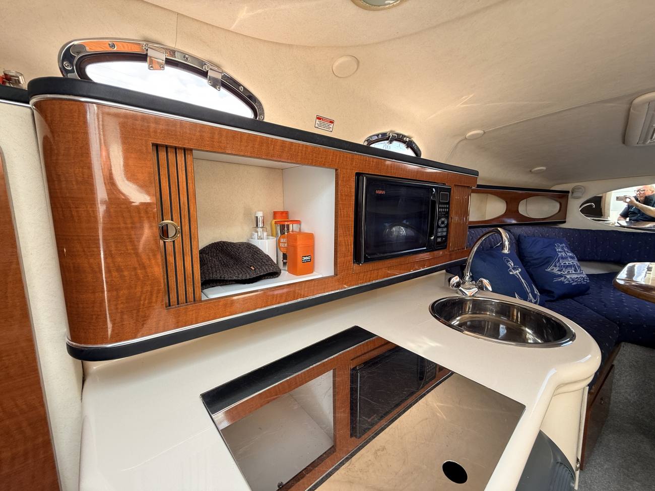 2002 Sea Ray 275 Sundancer image 15