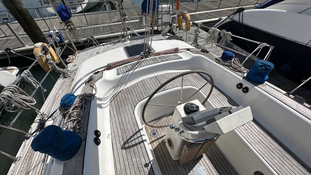 2001 Bavaria Ocean 47 CC image 18