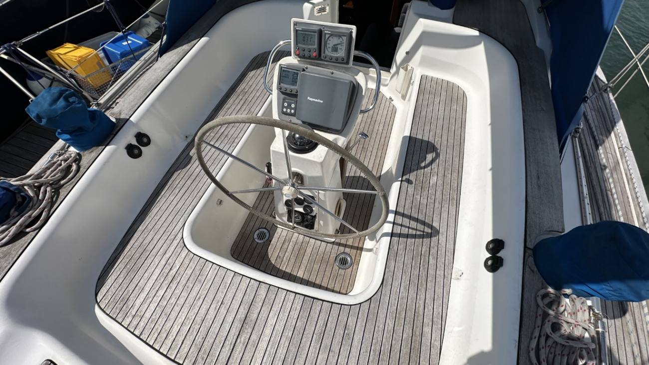 2001 Bavaria Ocean 47 CC image 16