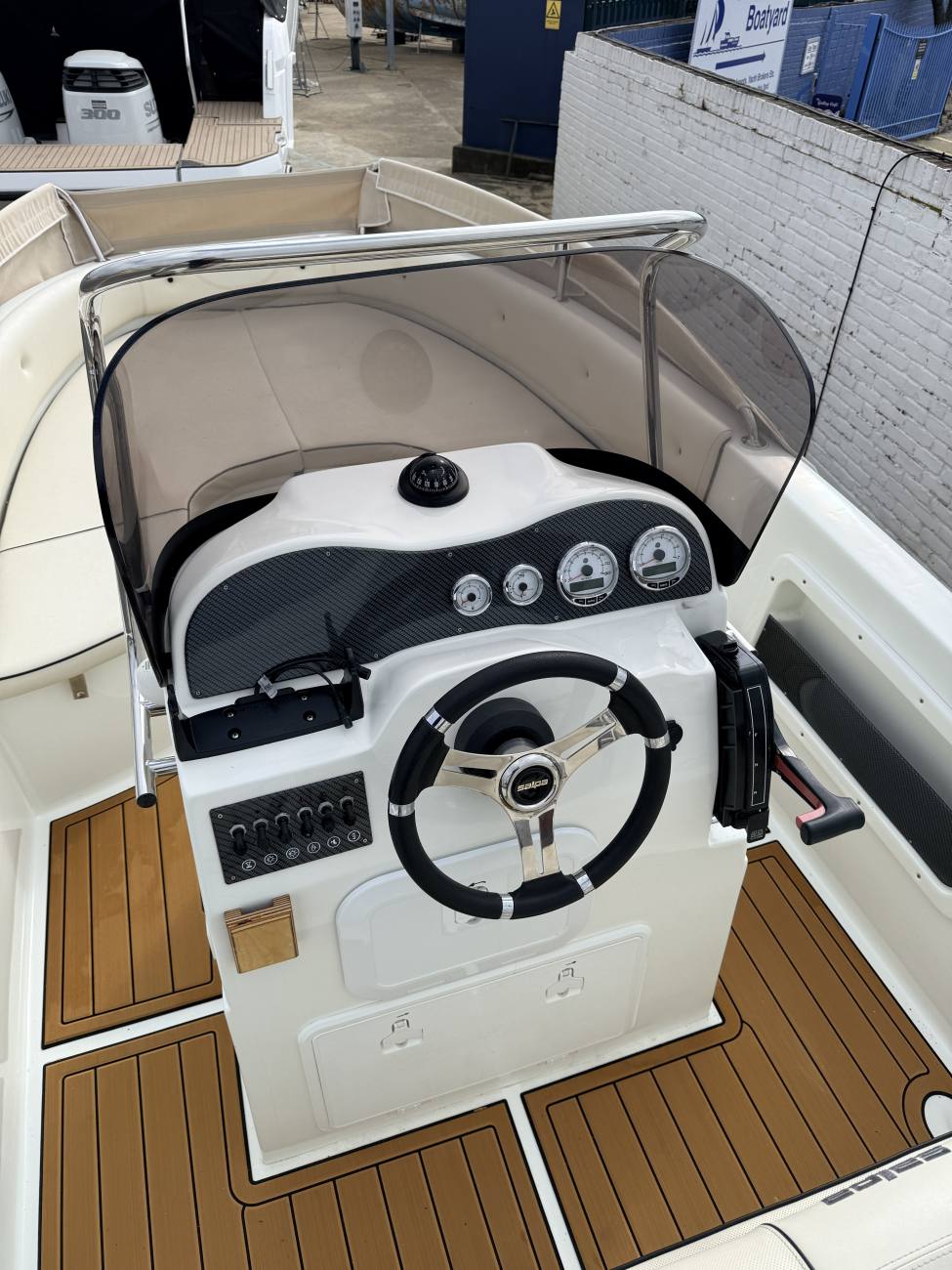 2020 Salpa S570 image 9