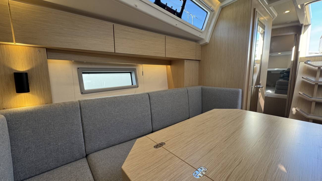 2026 Bavaria C38 image 2