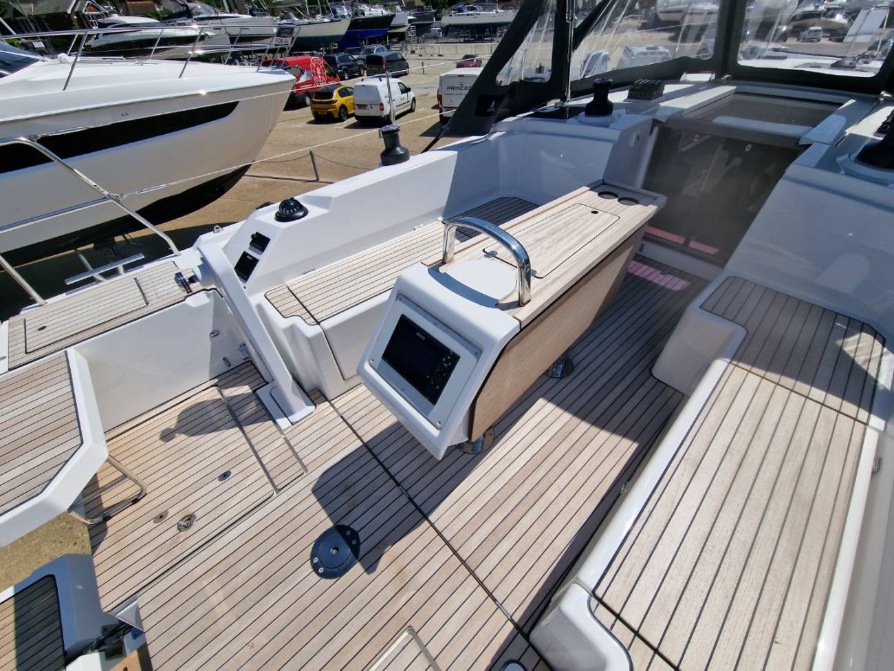 2026 Bavaria C38 image 17