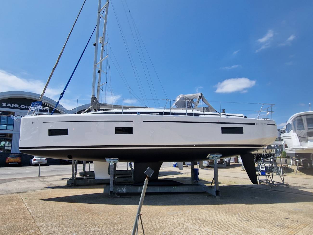2026 Bavaria C38 image 11
