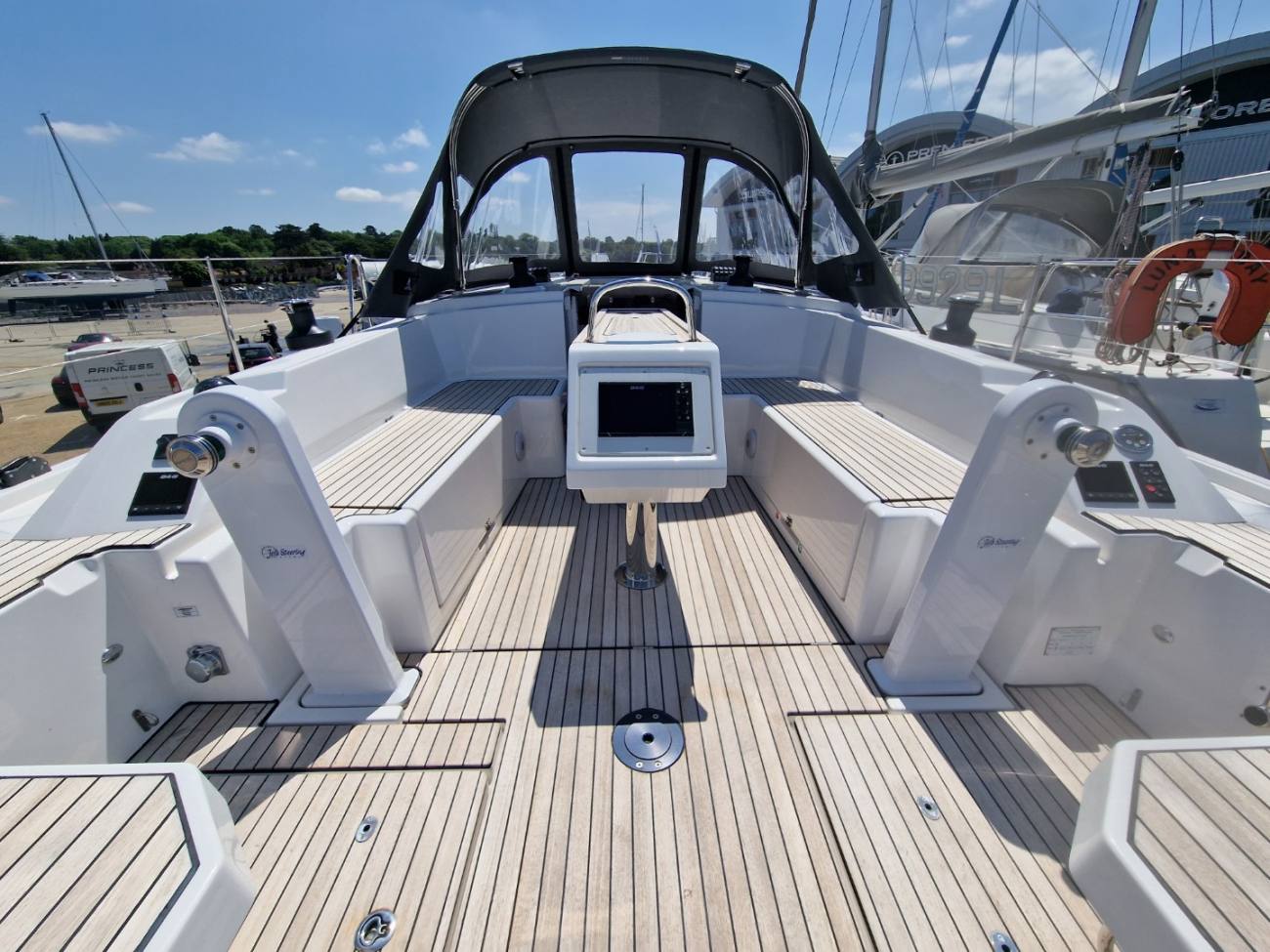 2026 Bavaria C38 image 15