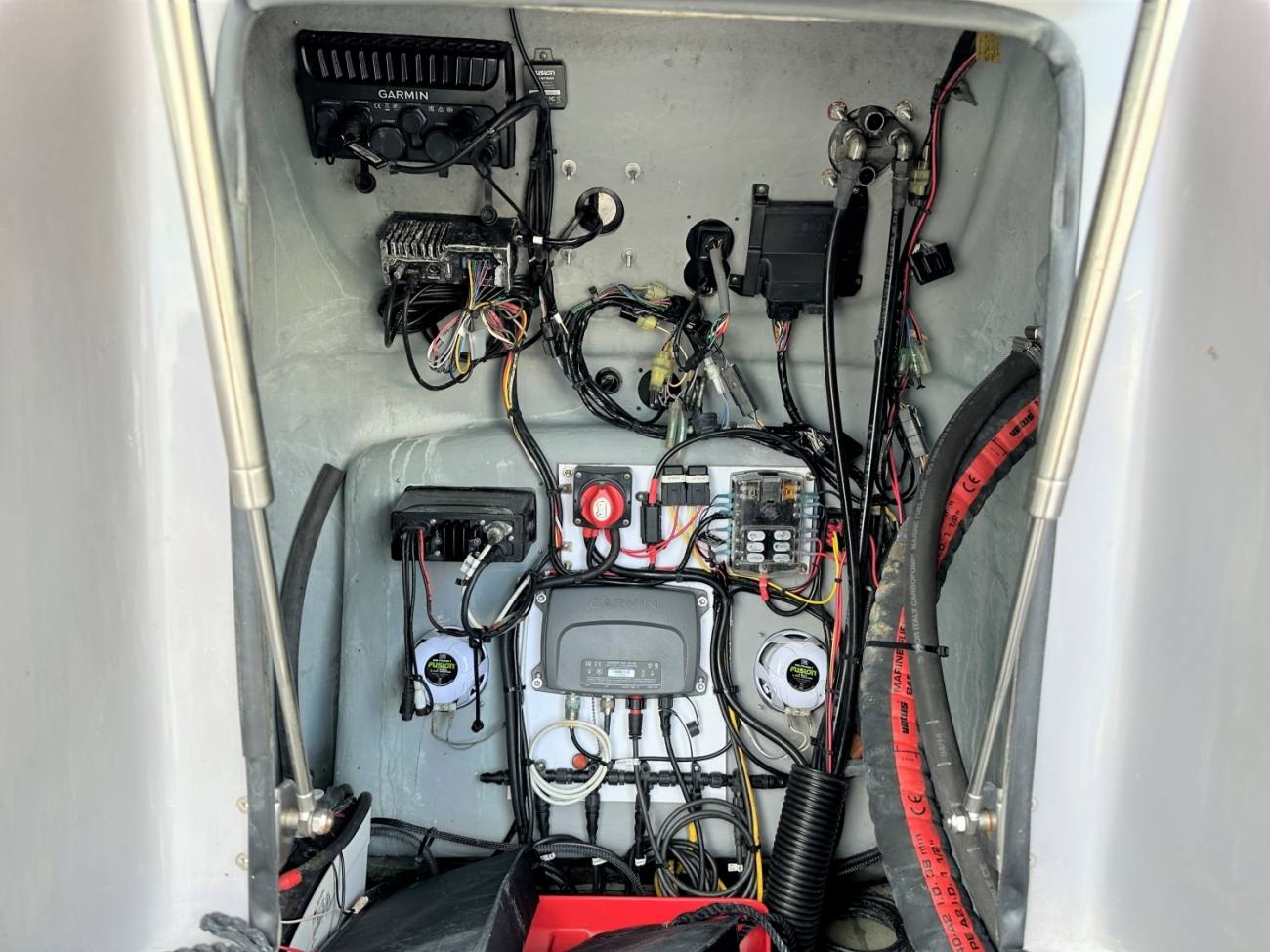 2016 Gemini Waverider 650 image 22