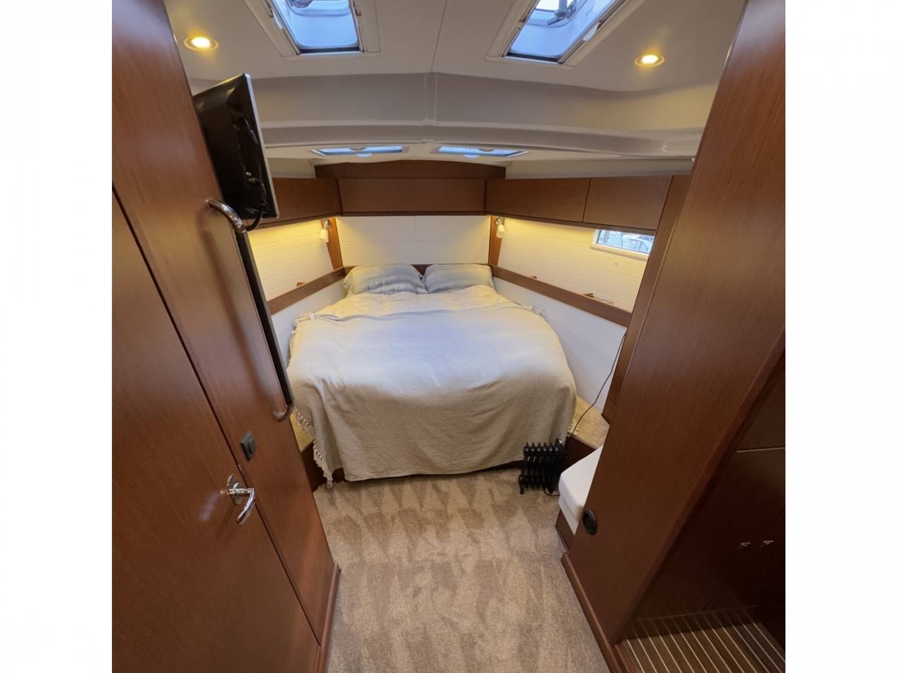 2017 Bavaria Cruiser 51 image 4