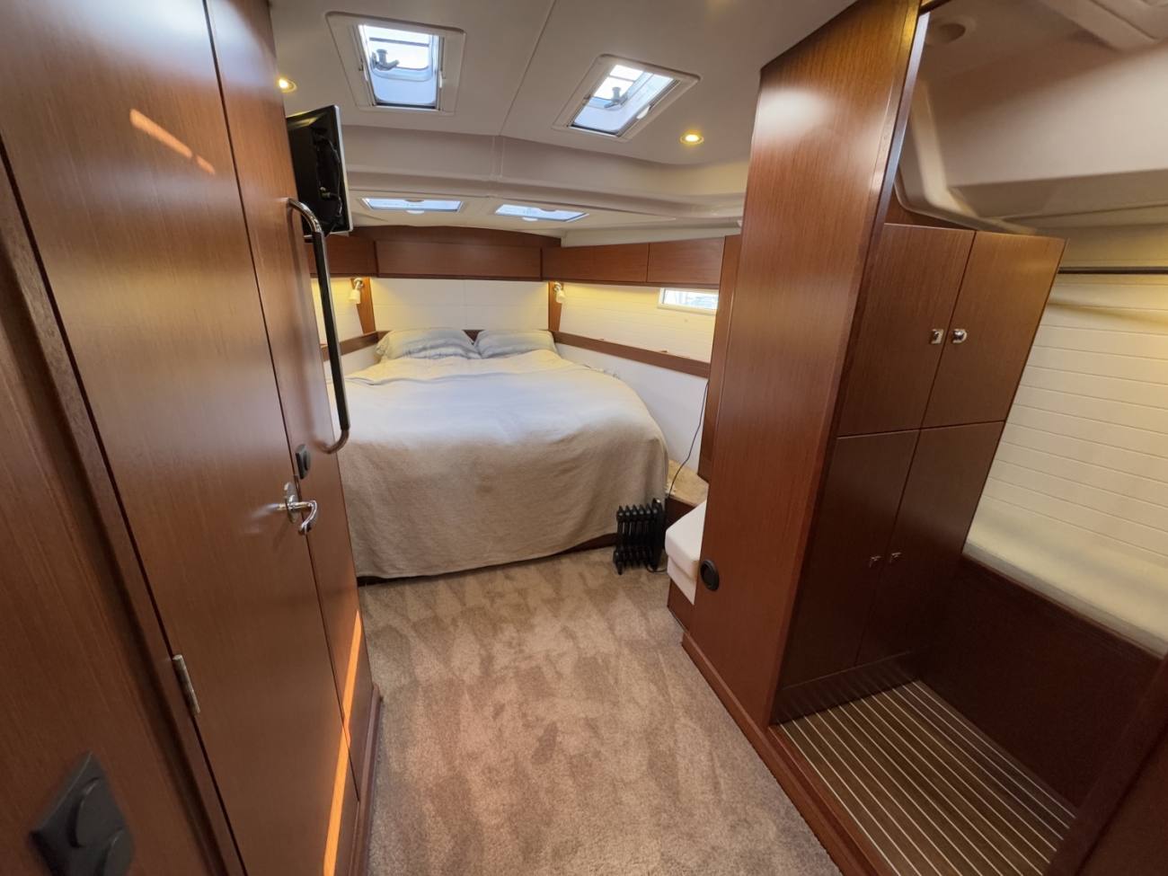 2017 Bavaria Cruiser 51 image 8