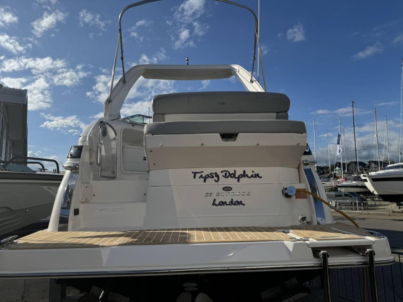 2015 28 Express image 11