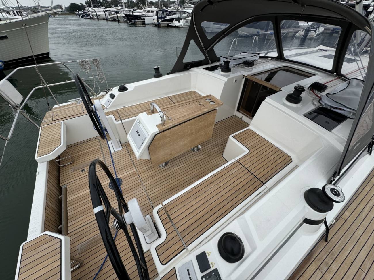 2020 Bavaria C42 image 15