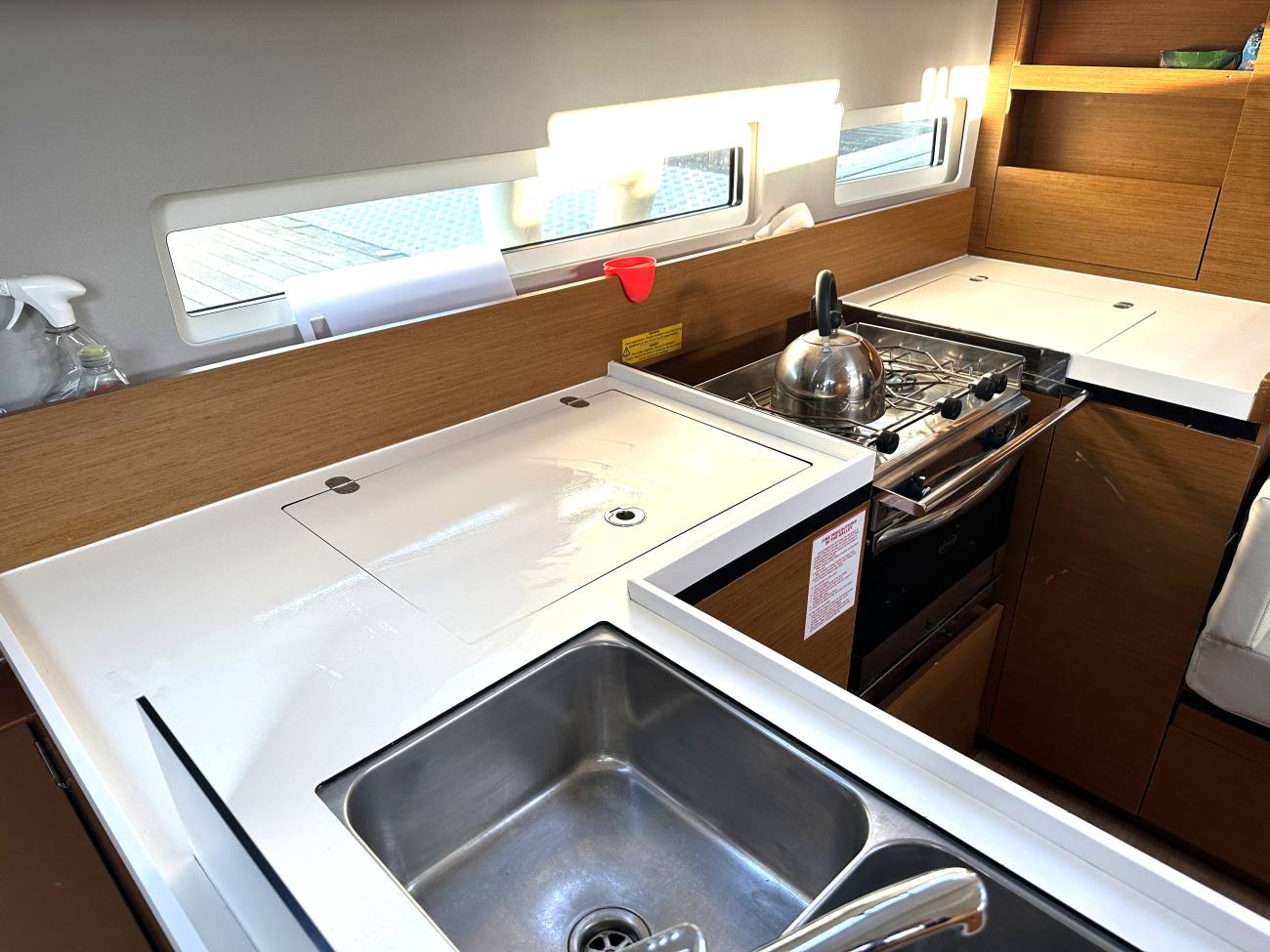 2020 Jeanneau Sun Odyssey 410 image 49