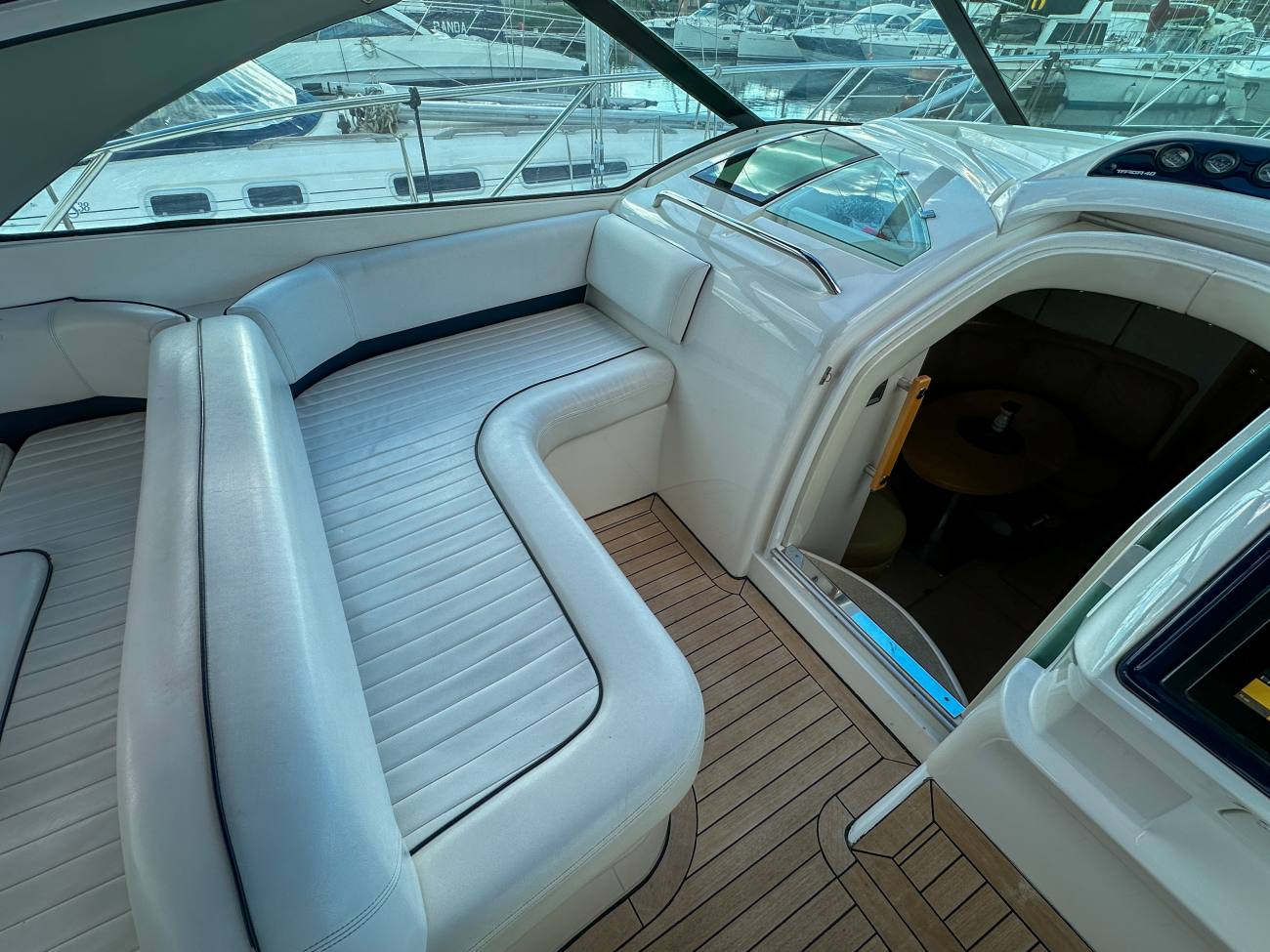 2001 Fairline Targa 40 image 24