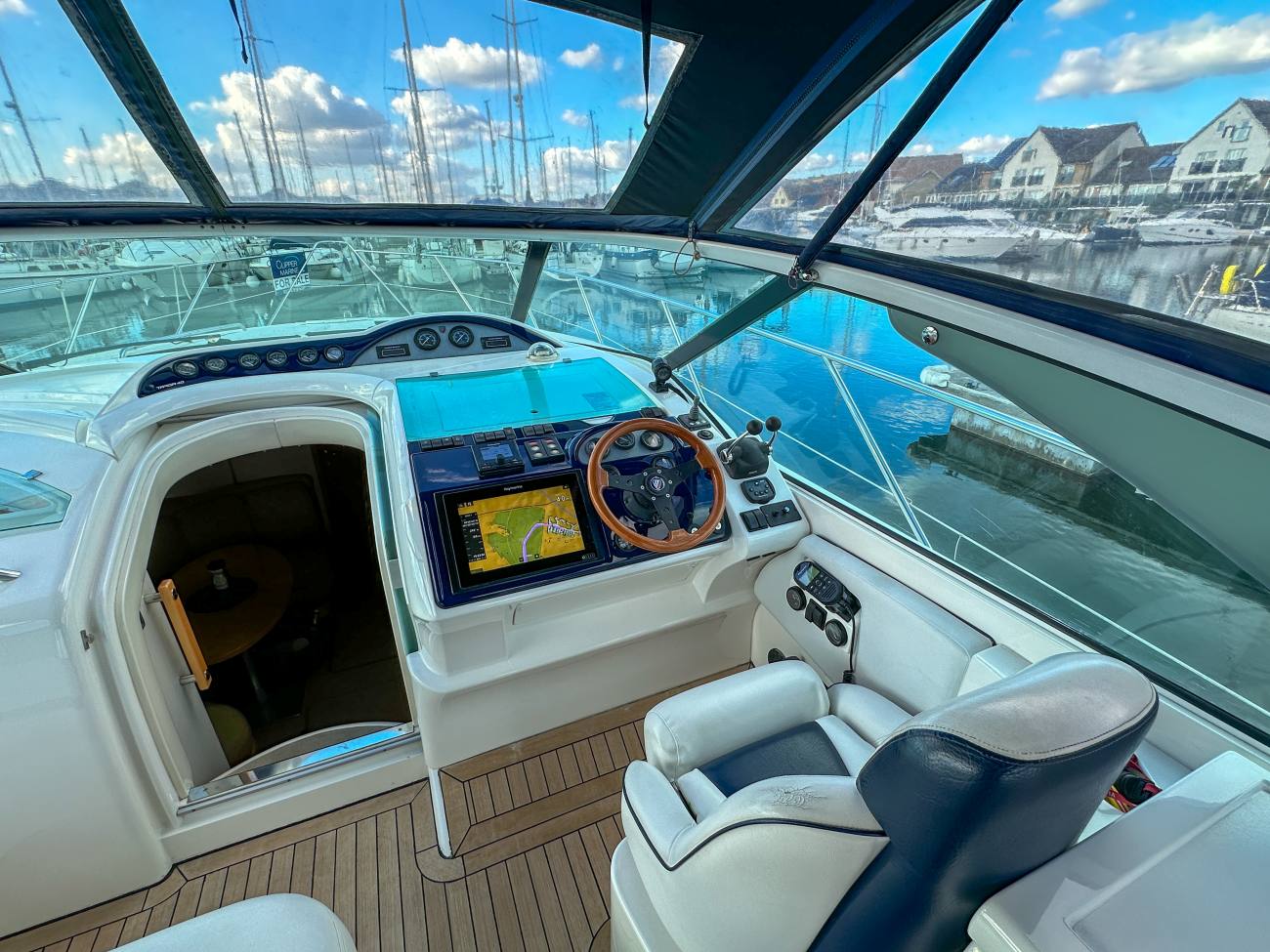 2001 Fairline Targa 40 image 27