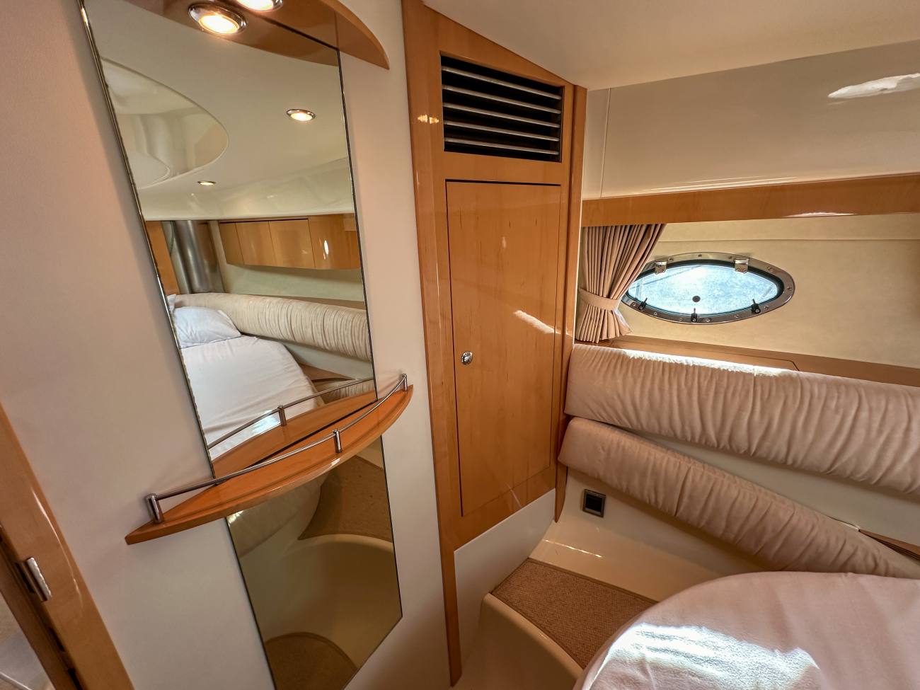 2001 Fairline Targa 40 image 40