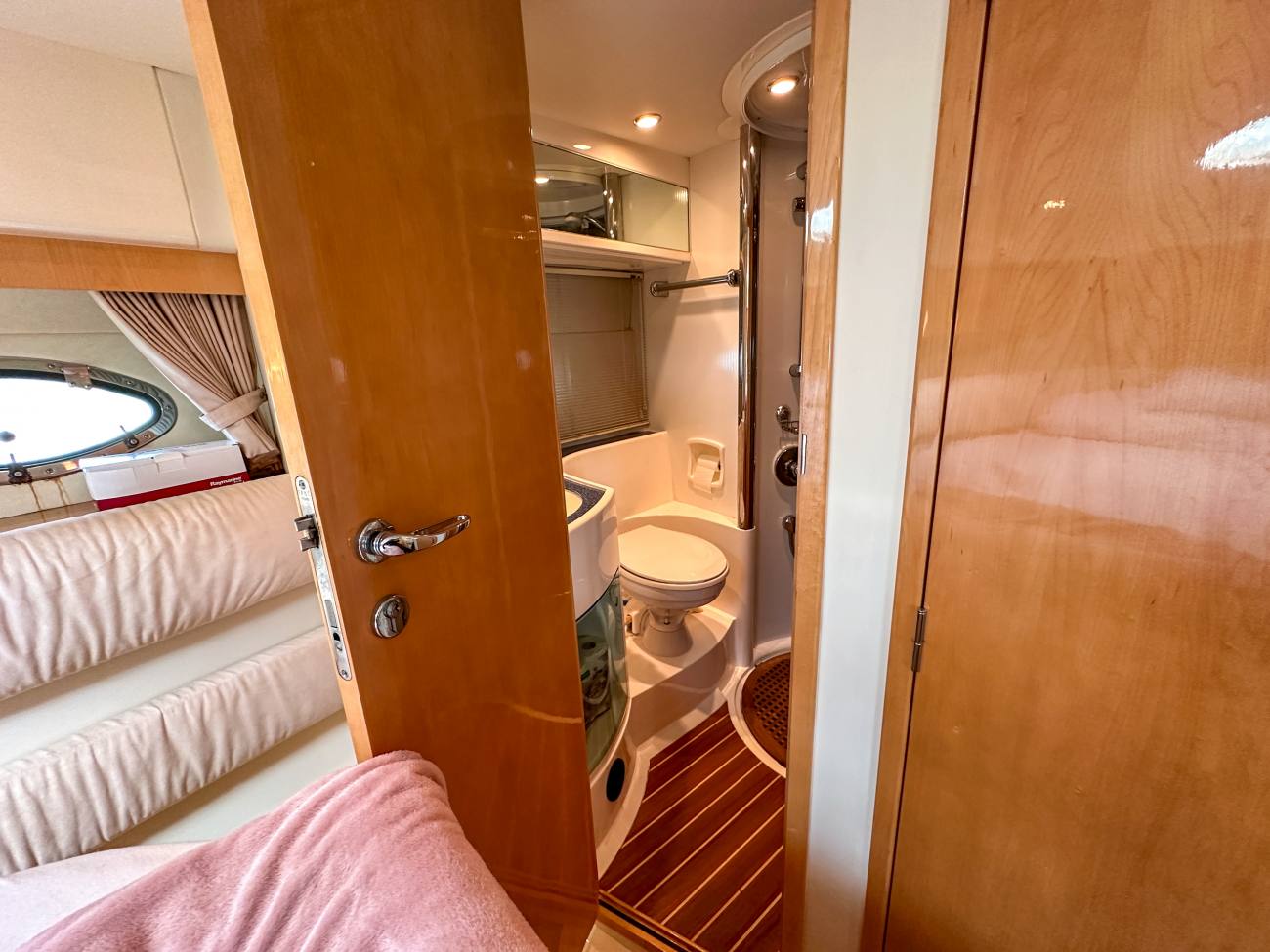 2001 Fairline Targa 40 image 39