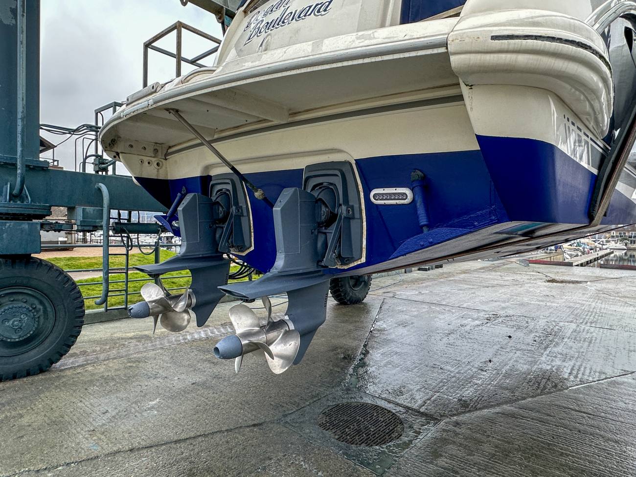 2001 Fairline Targa 40 image 8