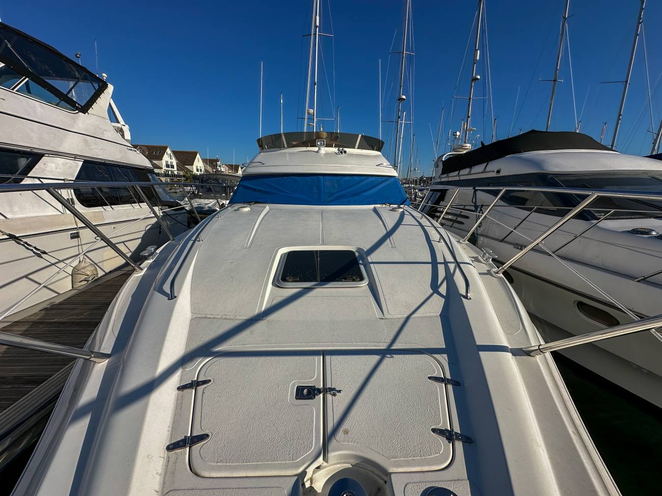 2001 Sealine F43 image 20