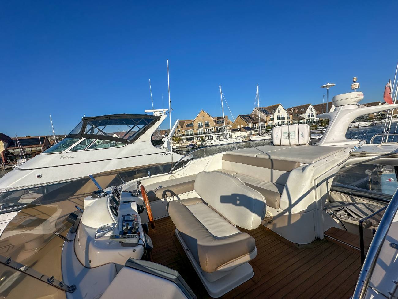 2001 Sealine F43 image 28