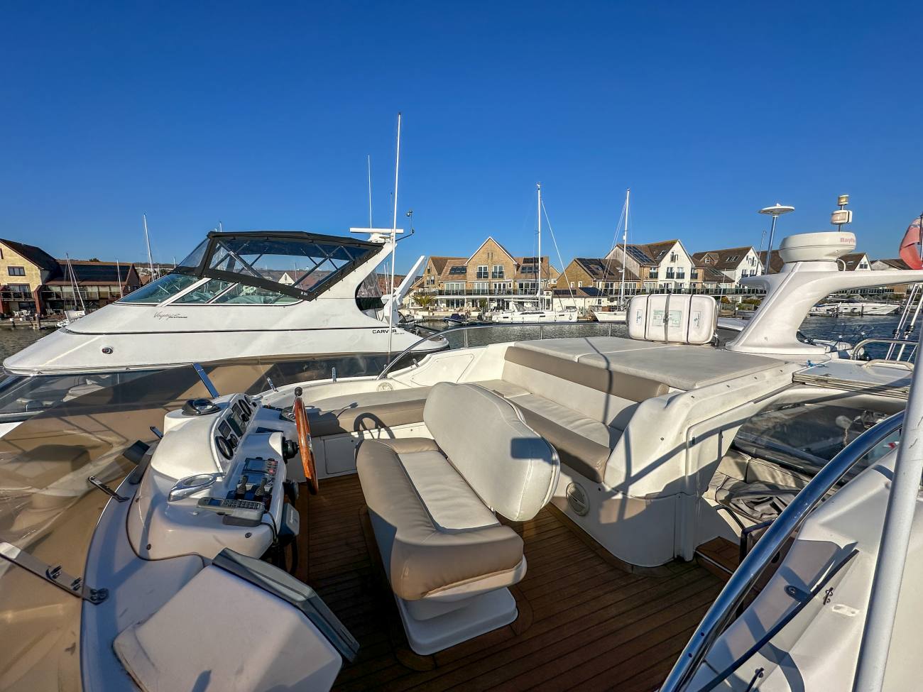 2001 Sealine F43 image 29
