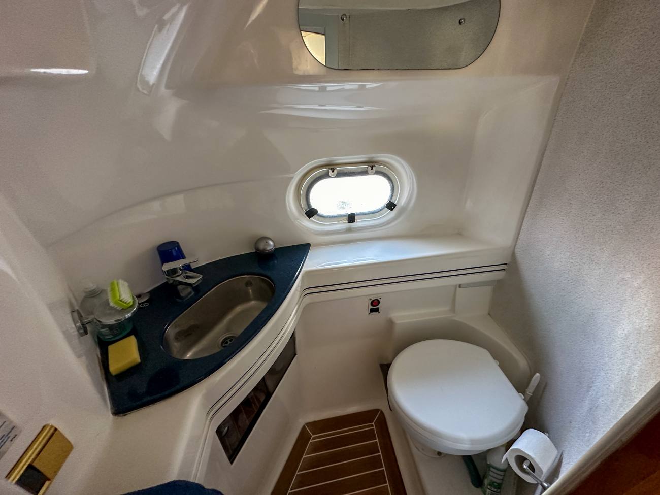 2001 Sealine F43 image 40