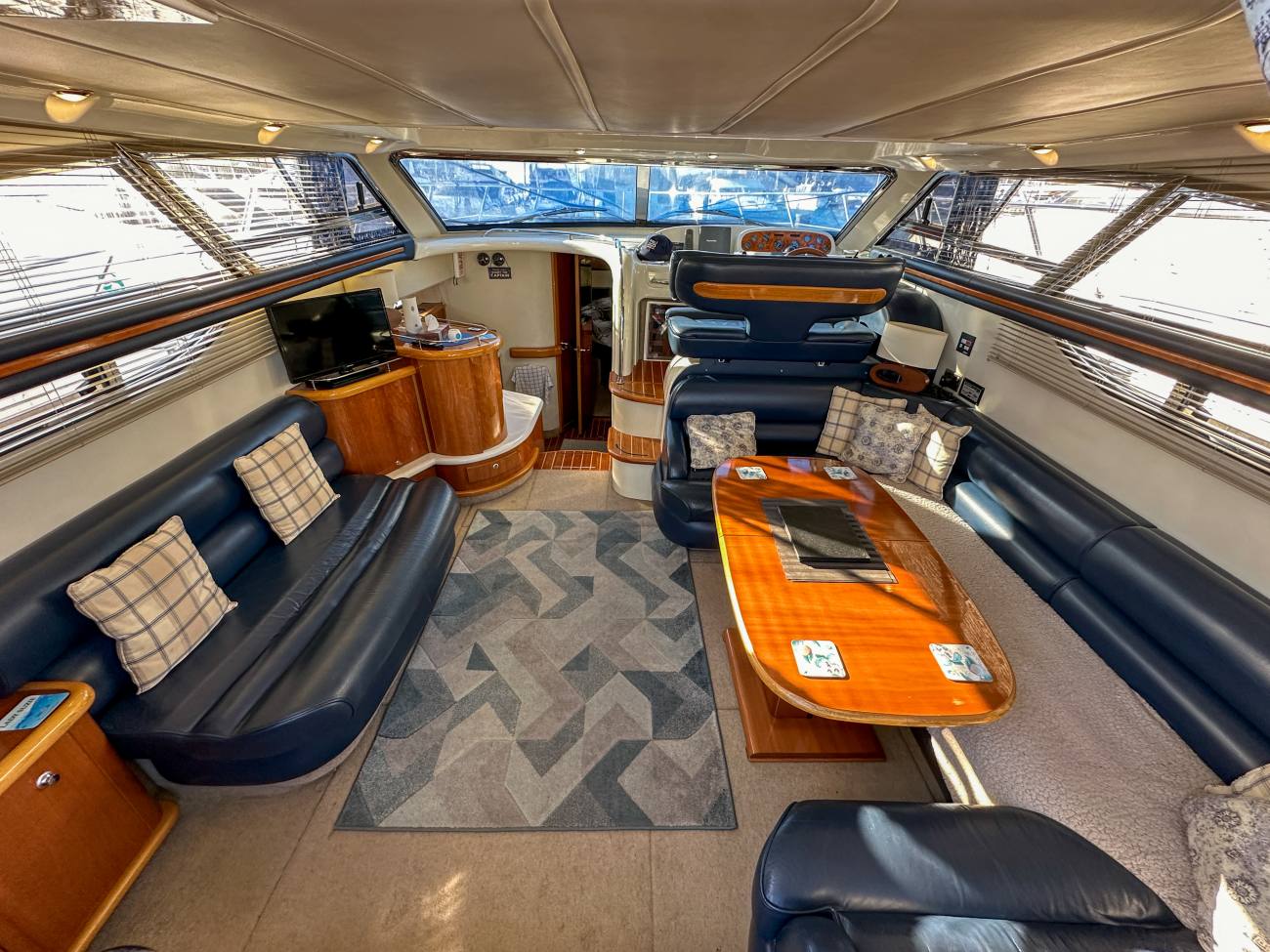 2001 Sealine F43 image 31