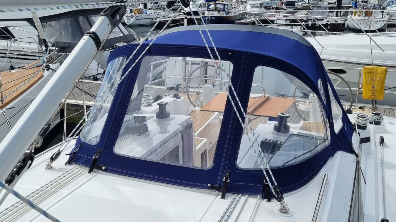2022 Bavaria C38 image 26