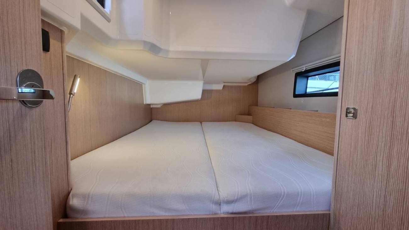 2022 Bavaria C38 image 42