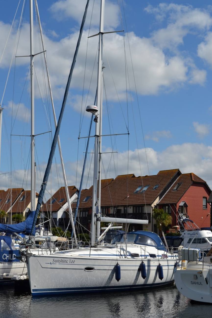 2005 Bavaria 39 Cruiser image 25