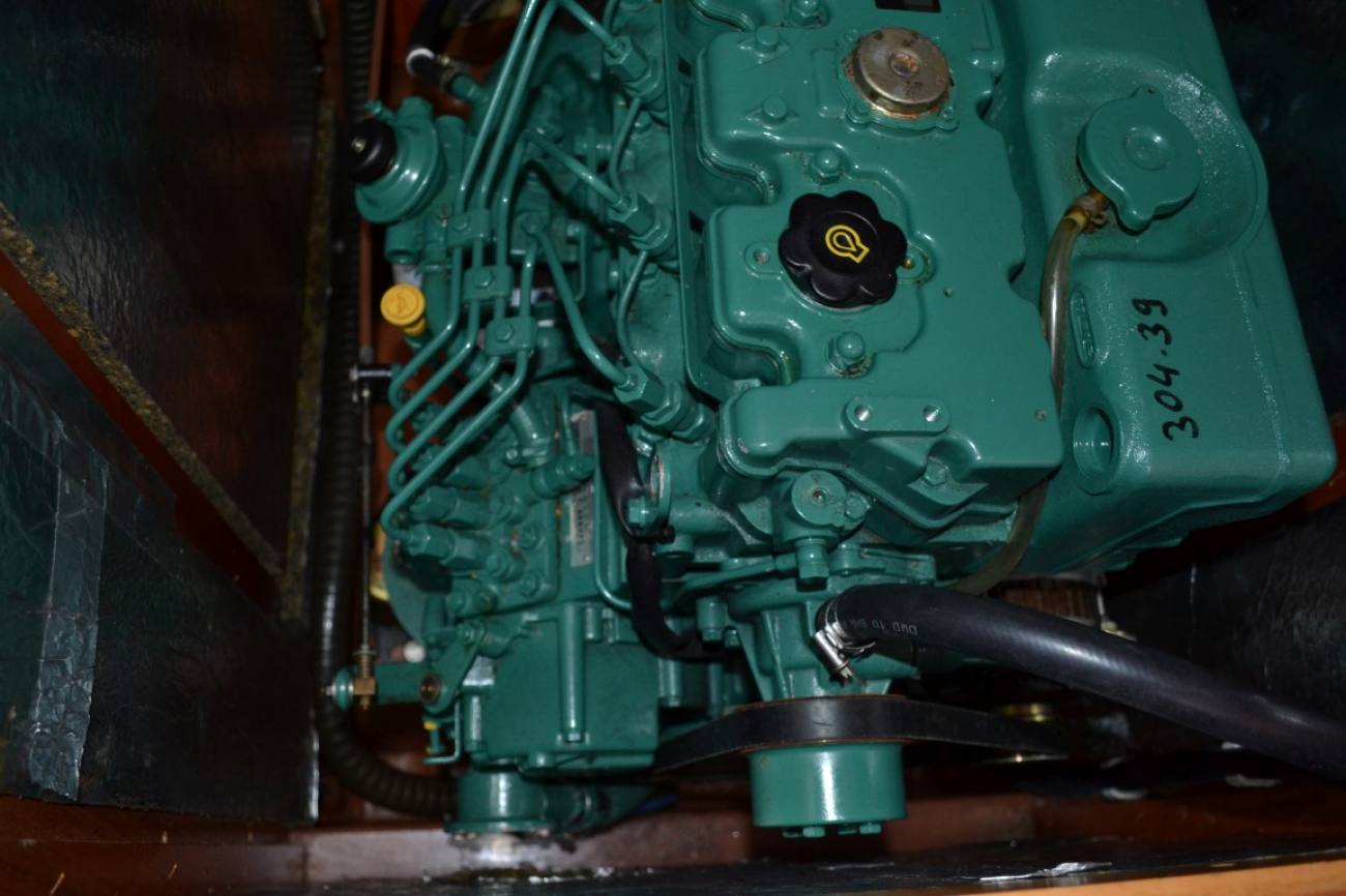2005 Bavaria 39 Cruiser image 40