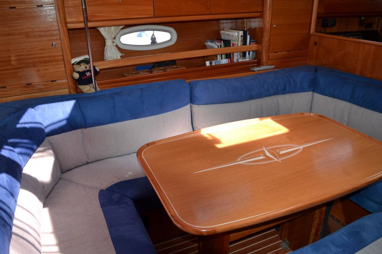 2005 Bavaria 39 Cruiser image 50