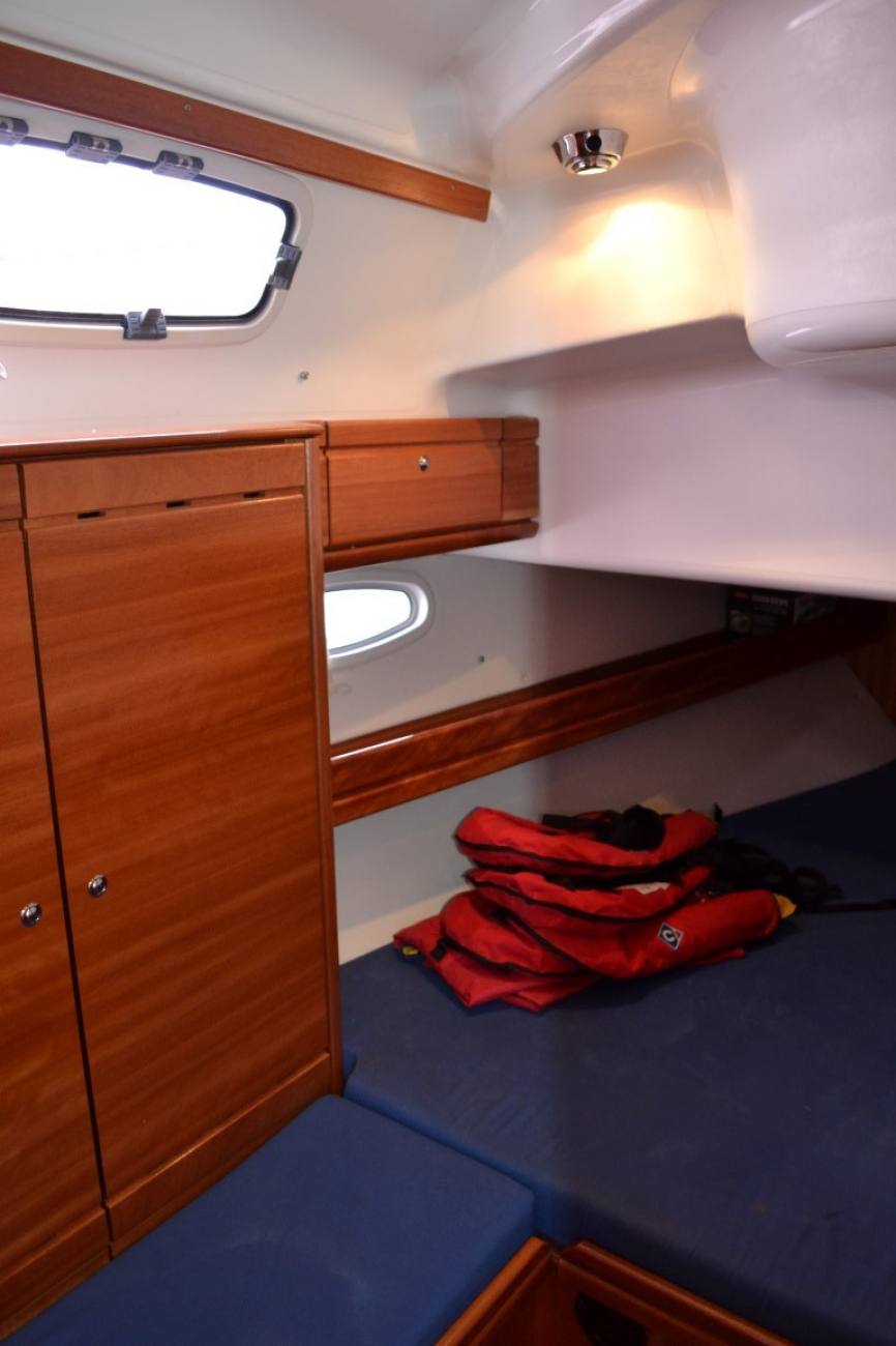 2005 Bavaria 39 Cruiser image 55