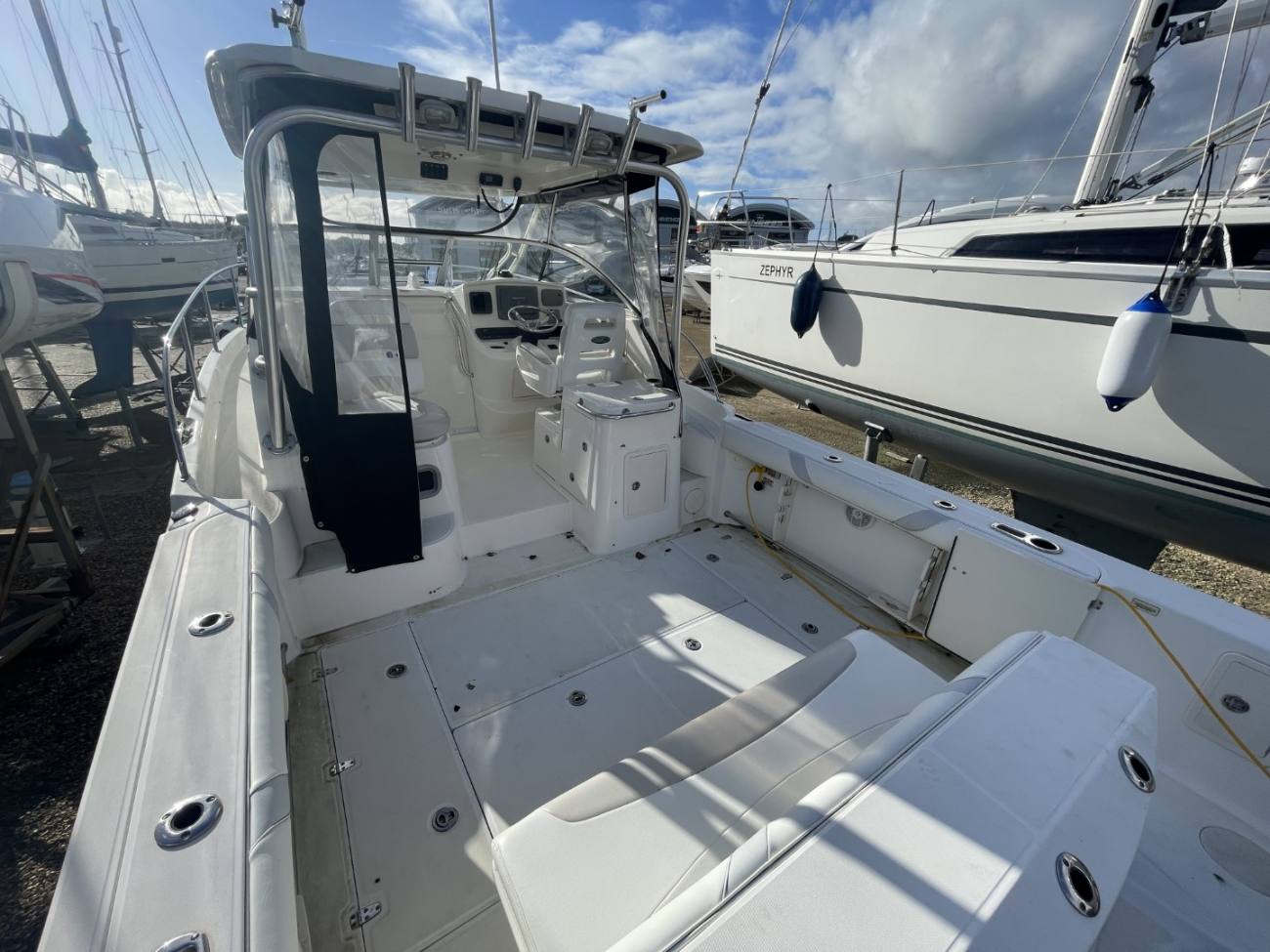 2006 Boston Whaler 305 Conquest image 23