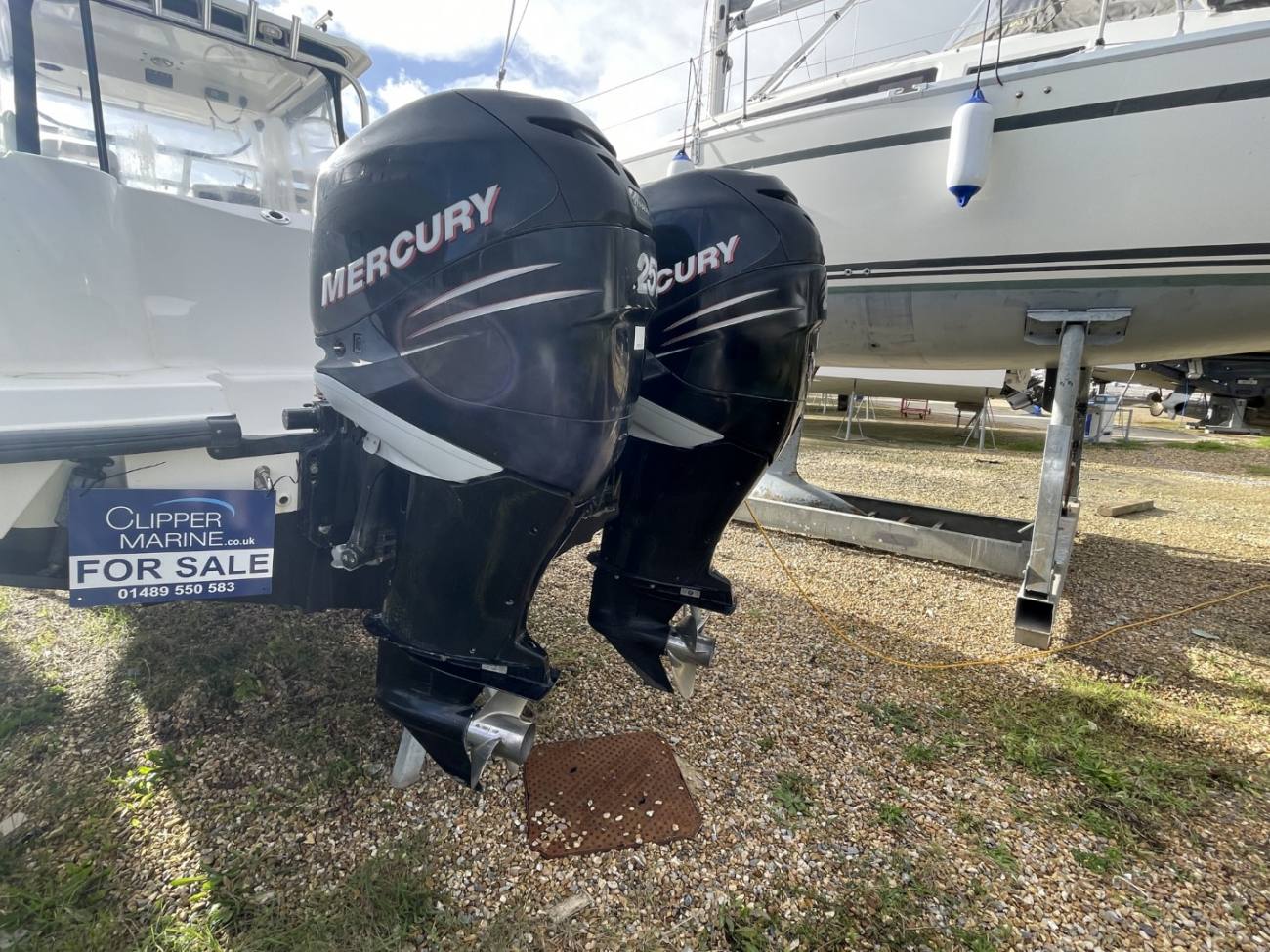 2006 Boston Whaler 305 Conquest image 8